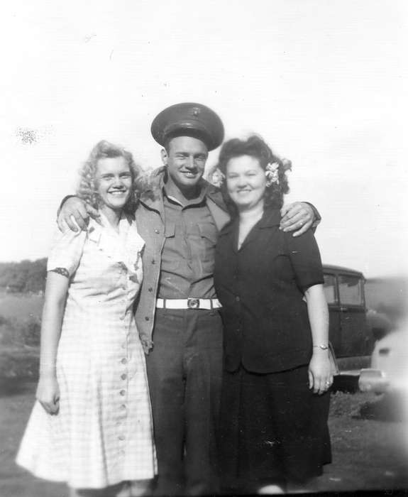 Portraits - Group, Military and Veterans, wwii, history of Iowa, uniform, Iowa History, army, Flathers, Claudia, Iowa, Marshall County, IA