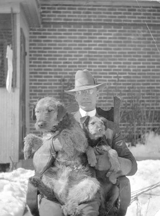 dog, history of Iowa, Iowa History, Animals, Lake, George, Independence, IA, man, Iowa, snow, silly, hat
