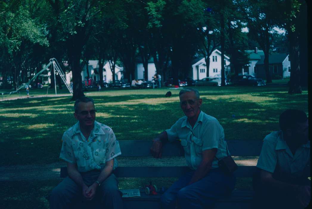 Cities and Towns, Portraits - Group, park, Harken, Nichole, Iowa History, Iowa, history of Iowa