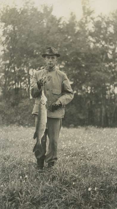 Travel, history of Iowa, Inguadona, MN, McMurray, Doug, Animals, Iowa, fishing, fish, Portraits - Individual, Iowa History