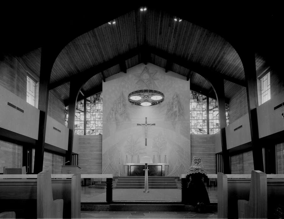 Lemberger, LeAnn, church, Iowa History, pew, stained glass, veil, Iowa, history of Iowa, Religious Structures, altar, cross, Ottumwa, IA