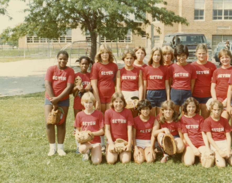 Portraits - Group, playground, african american, People of Color, Iowa History, history of Iowa, Pratt, Marsha, van, Iowa, Outdoor Recreation, Sports, softball, Children, team, Moline, IL