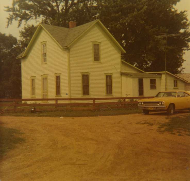 car, Iowa History, Union, IA, Iowa, Motorized Vehicles, house, Homes, Putman, Dorien, history of Iowa