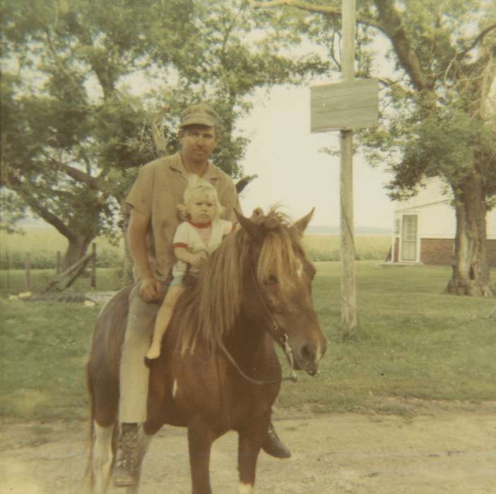 Animals, Iowa History, Iowa, Hale, Gina, horse, Leisure, history of Iowa, Ottosen, IA