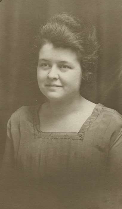 Portraits - Individual, history of Iowa, Hampton, IA, Iowa History, Iowa, Beach, Rosemary, hairstyle
