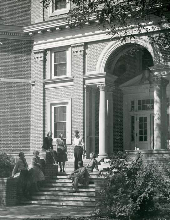 Cedar Falls, IA, history of Iowa, Iowa History, uni, iowa state teachers college, UNI Special Collections & University Archives, Iowa, students, mingling, Schools and Education, university of northern iowa, steps