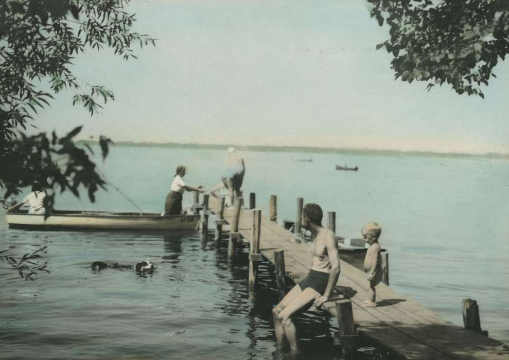 Outdoor Recreation, swim, Iowa, colorized, McMurray, Doug, boat, Children, Lakes, Rivers, and Streams, swim suit, Clear Lake, IA, history of Iowa, Iowa History