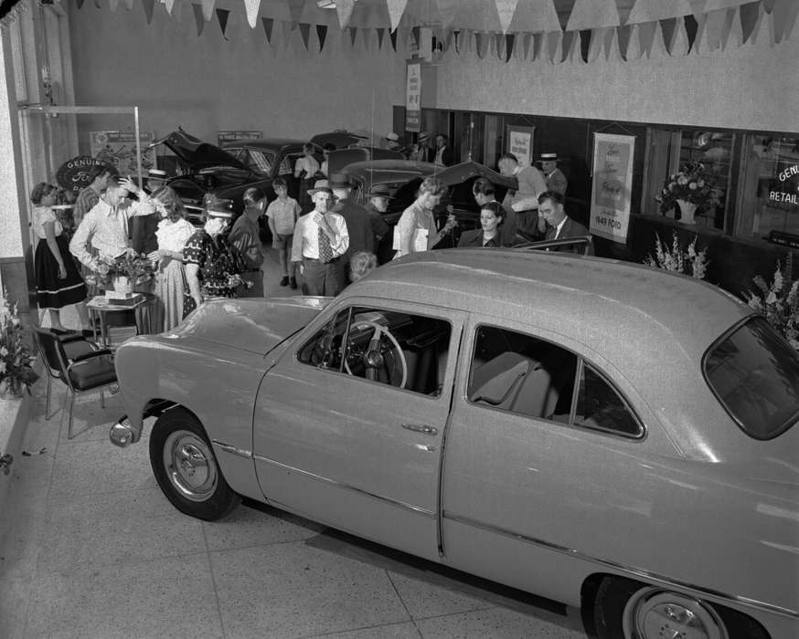 Businesses and Factories, car, Iowa History, Iowa, Motorized Vehicles, crowd, Lemberger, LeAnn, car dealership, Ottumwa, IA, flag, history of Iowa