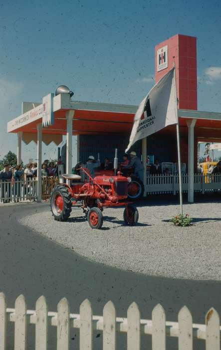 international harvester, Farming Equipment, mccormick, history of Iowa, Sack, Renata, Iowa History, tractor, Fairs and Festivals, Iowa, USA, farmall