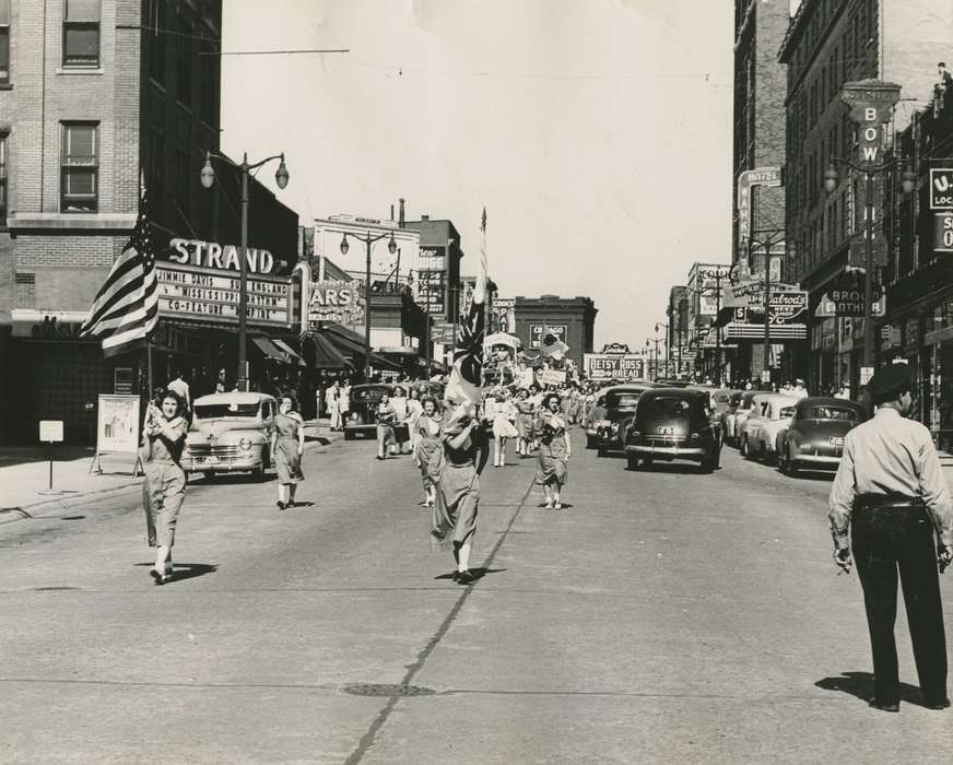 police, movie theater, Fort Dodge, IA, history of Iowa, Stewart, Phyllis, Main Streets & Town Squares, Iowa, parade, Cities and Towns, car, Entertainment, Iowa History