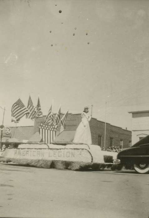 Iowa, parade, Fairs and Festivals, float, Lyon, Howard, Cedar Falls, IA, Cities and Towns, history of Iowa, Main Streets & Town Squares, Iowa History