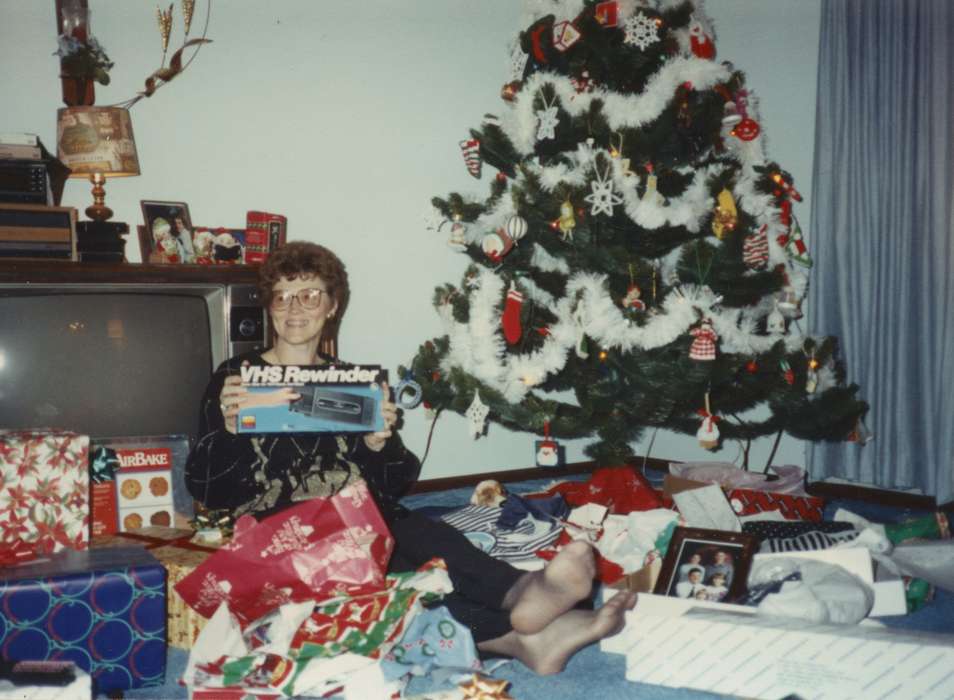 christmas, vhs rewinder, Iowa History, IA, history of Iowa, christmas tree, christmas presents, Holidays, Iowa, Theis, Virginia, Homes, tv, Portraits - Individual