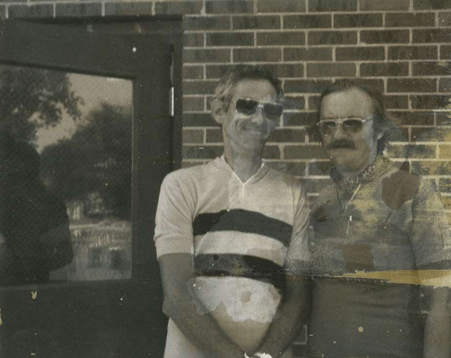 ragbrai, sunglasses, Portraits - Individual, Fairs and Festivals, Iowa History, Iowa, Civic Engagement, Nixon, Charles, Coon Rapids, IA, history of Iowa