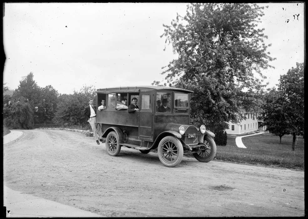 Iowa History, Archives & Special Collections, University of Connecticut Library, Storrs, CT, Iowa, history of Iowa