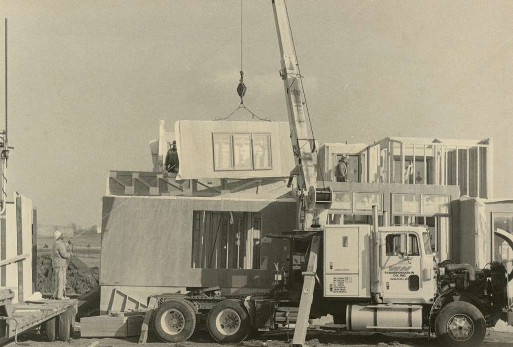 Waverly Public Library, crane, history of Iowa, Iowa History, Motorized Vehicles, Waverly, IA, Iowa, Homes, construction crew, Labor and Occupations