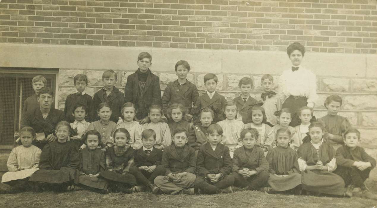 teacher, history of Iowa, class, Iowa, Portraits - Group, Martin, Carol, Iowa History, Moravia, IA, Schools and Education