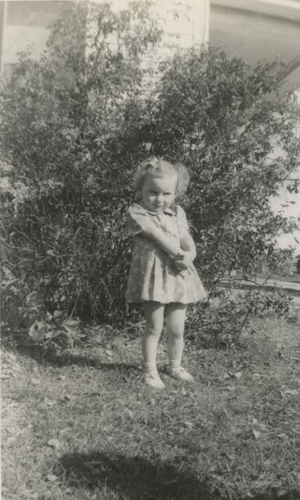 history of Iowa, Iowa History, IA, Mitchell, LaVonne, Iowa, Children, toddler, Portraits - Individual