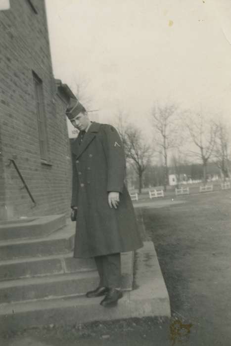 uniform, Iowa, Germany, Military and Veterans, Owens, Tricia, Portraits - Individual, history of Iowa, Iowa History