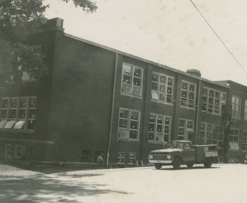 Coon Rapids, IA, history of Iowa, Iowa History, Nixon, Charles, truck, Motorized Vehicles, Iowa, Cities and Towns, Schools and Education