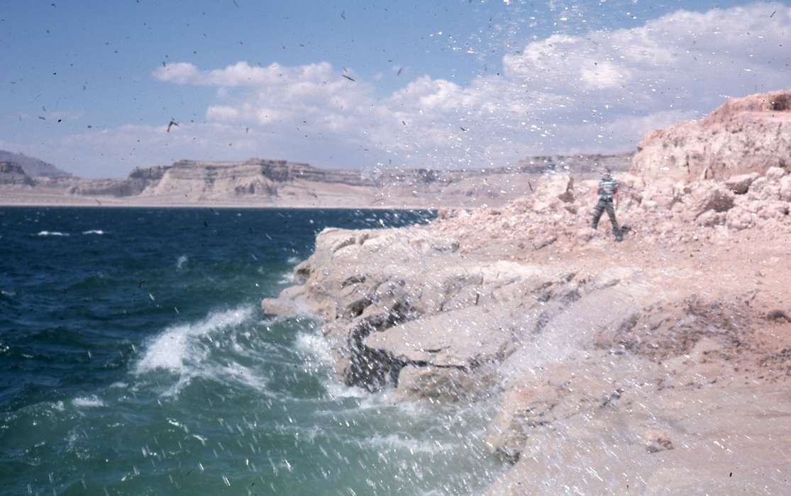 shoreline, rocks, history of Iowa, Iowa, Lakes, Rivers, and Streams, USA, Zischke, Ward, correct date needed, Children, Iowa History, water