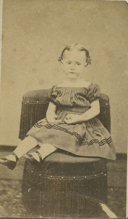 carte de visite, Iowa, child, Waterloo, IA, chair, Children, Olsson, Ann and Jons, Portraits - Individual, dress, girl, history of Iowa, Iowa History