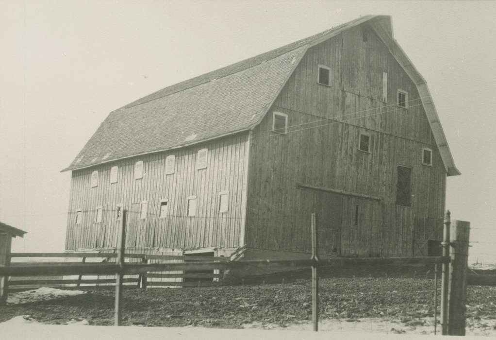 Iowa History, Barns, Iowa, New Providence, IA, Farms, Putman, Dorien, fence, history of Iowa