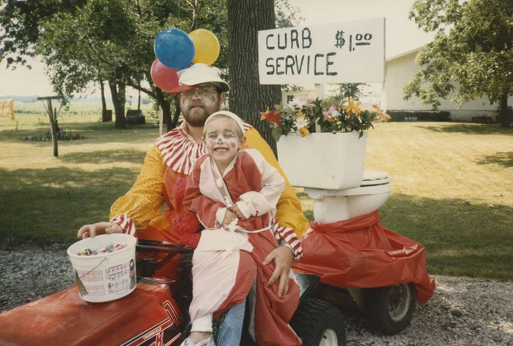 Portraits - Group, costume, Iowa History, Iowa, clown, Families, Hale, Gina, Children, history of Iowa, Ottosen, IA