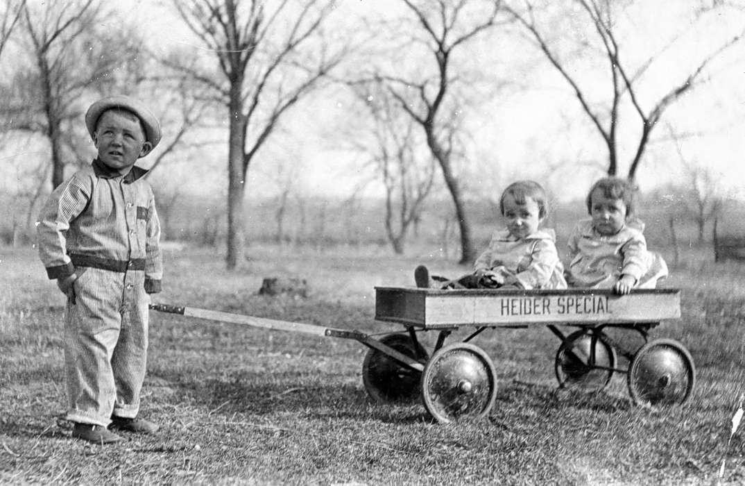 Portraits - Group, history of Iowa, Iowa History, Urbandale, IA, wagon, McLaughlin, Angie, Iowa, twins, Children, sister