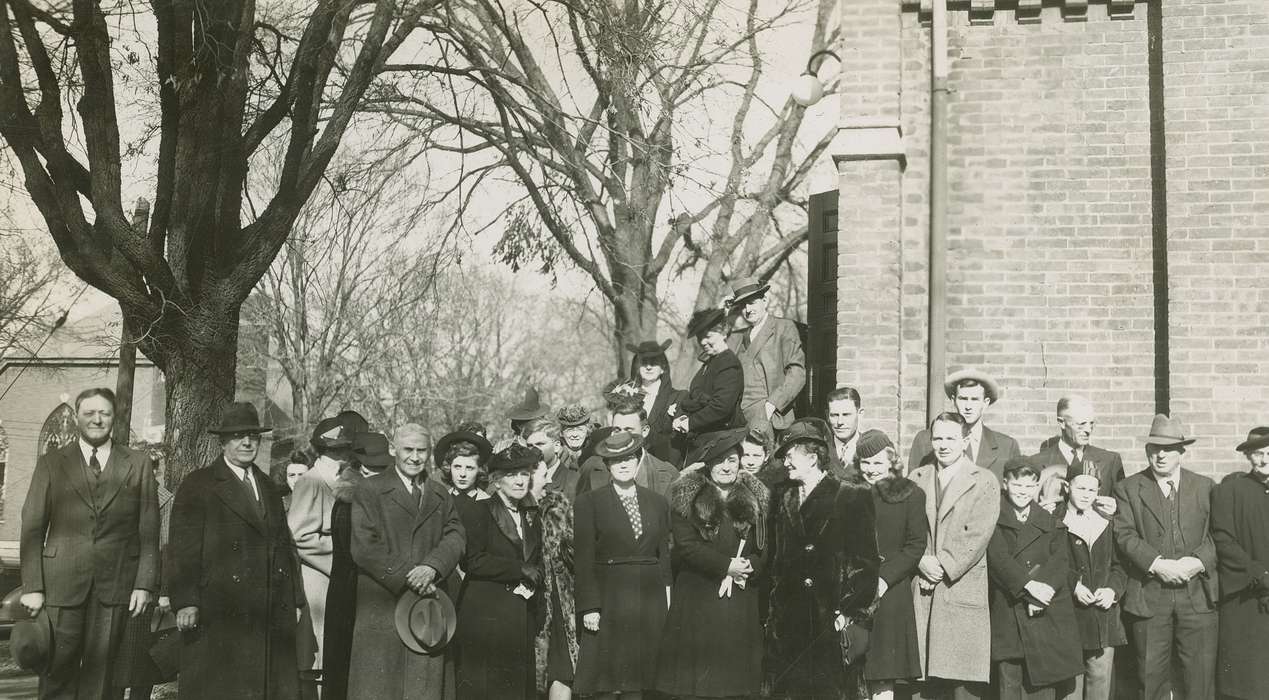 Portraits - Group, history of Iowa, Iowa History, Webster City, IA, crowd, Iowa, church, McMurray, Doug, Religion