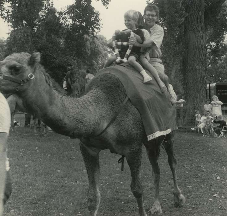 Waverly Public Library, history of Iowa, Iowa History, camel, Animals, child, Waverly, IA, Fairs and Festivals, Iowa, Children, blanket