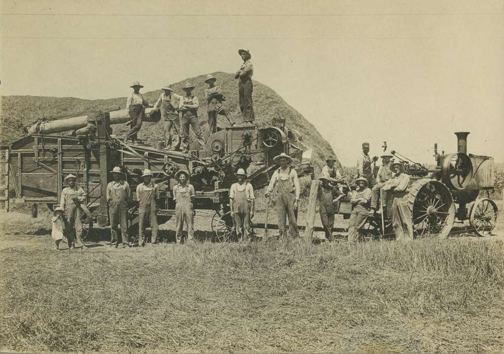 threshing, Cech, Mary, steam engine, Farming Equipment, Iowa History, Iowa, Elberon, IA, history of Iowa