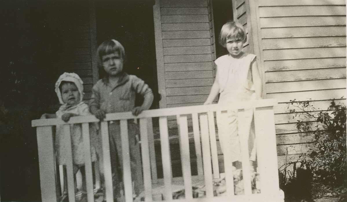 Portraits - Group, history of Iowa, Iowa History, IA, Families, Beach, Rosemary, siblings, Iowa, porch, Homes, Children, Leisure