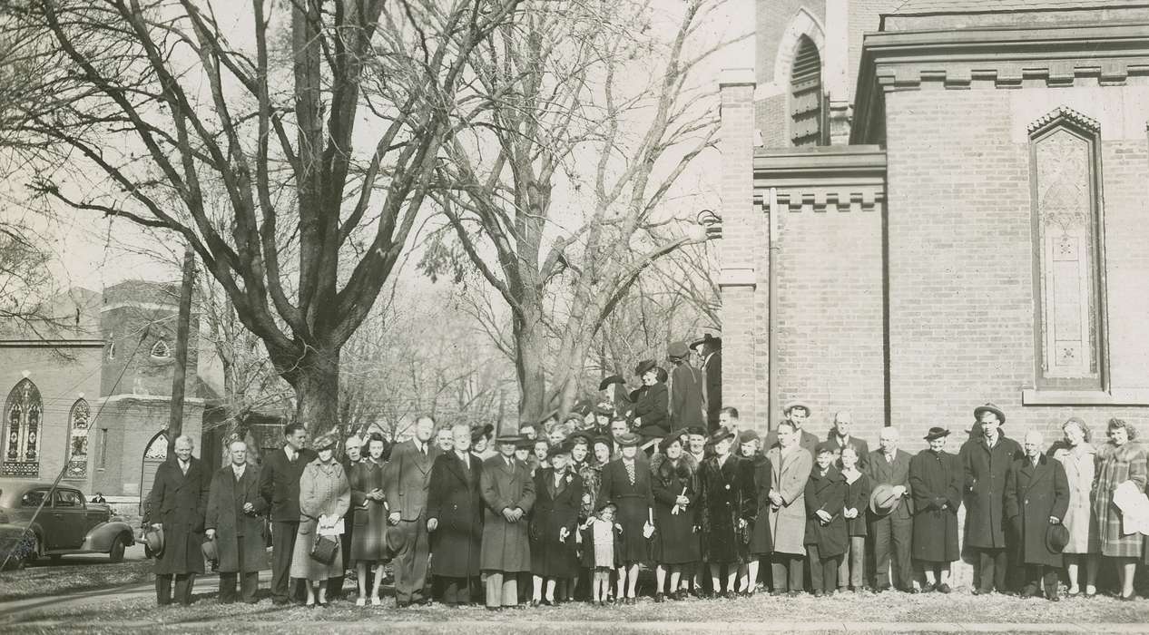Portraits - Group, history of Iowa, Religious Structures, Iowa History, Webster City, IA, crowd, Iowa, church, McMurray, Doug, Religion