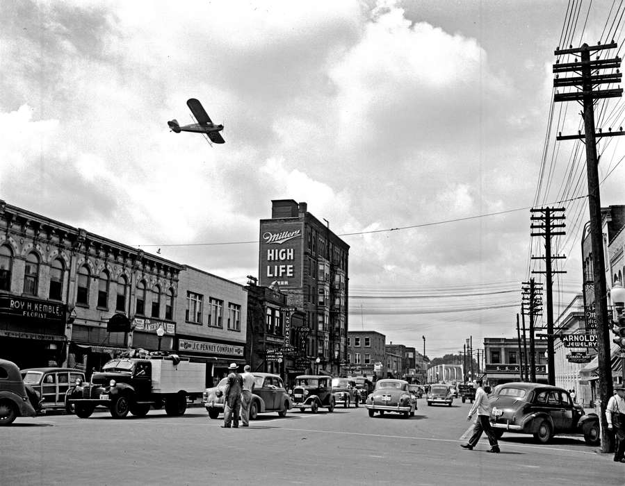 Ottumwa, IA, history of Iowa, Lemberger, LeAnn, Motorized Vehicles, Main Streets & Town Squares, Iowa, Cities and Towns, miller high life, airplane, Iowa History