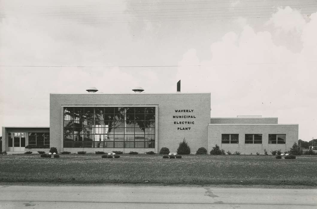 history of Iowa, Iowa History, power plant, Businesses and Factories, brick building, Iowa, Cities and Towns, correct date needed, Waverly Public Library