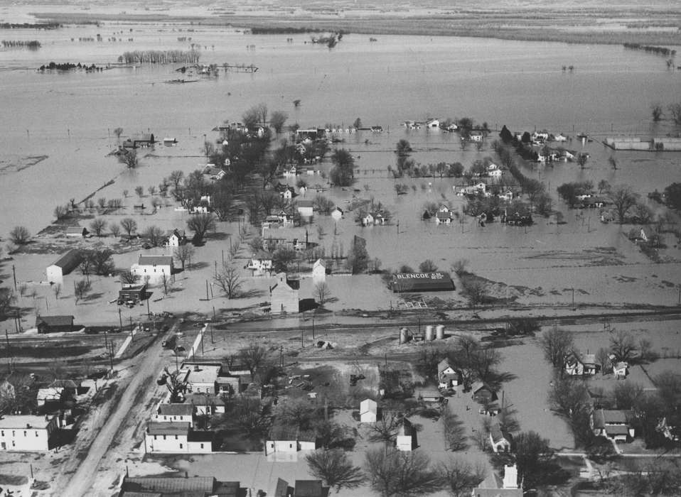 Floods, history of Iowa, Iowa History, Lakes, Rivers, and Streams, Aerial Shots, river, Iowa, Phipps, Kristi, Cities and Towns, Blencoe, IA
