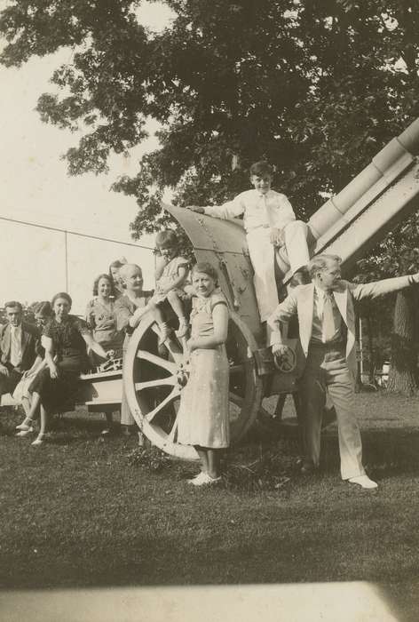 Portraits - Group, history of Iowa, Iowa History, canon, Iowa, Anamosa, IA, Children, Leisure, Hatcher, Cecilia