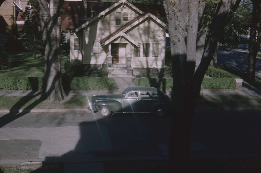 history of Iowa, Sack, Renata, Ames, IA, Iowa History, Motorized Vehicles, car, Iowa, Homes, street