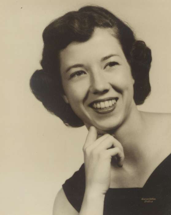 West Union, IA, history of Iowa, women, Iowa, Iowa History, Fink-Bowman, Janna, Portraits - Individual