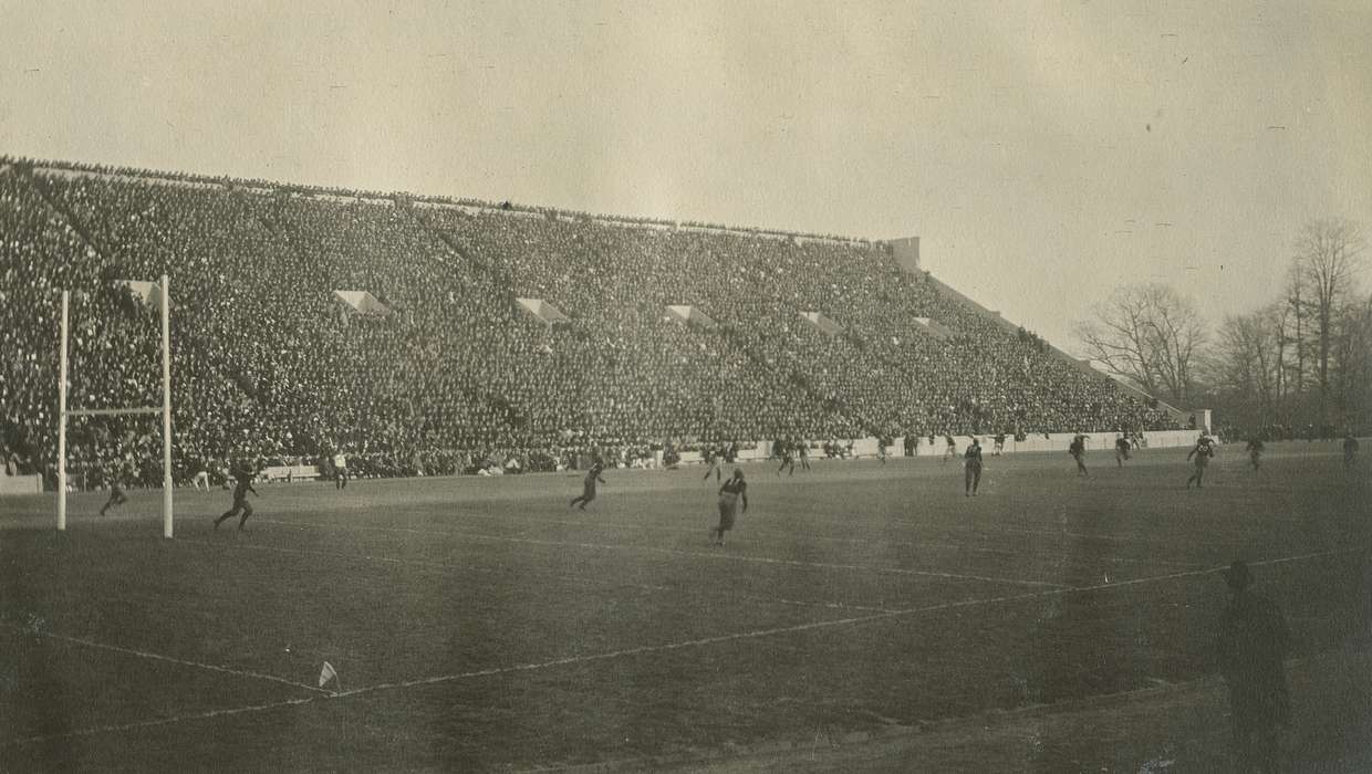 yale, Princeton, NJ, football game, Iowa History, McMurray, Doug, Iowa, history of Iowa, princeton, Schools and Education, Sports, football, football stadium
