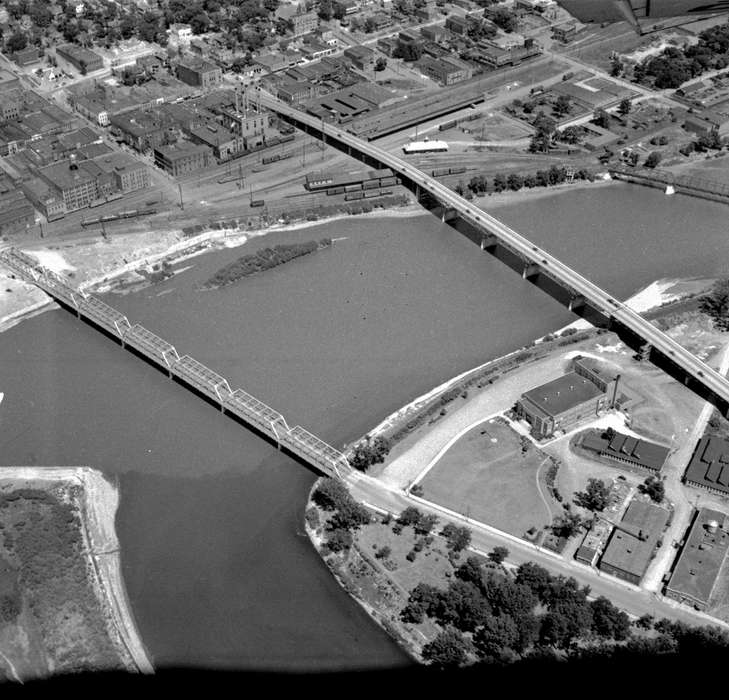 bridge, Cities and Towns, Iowa History, Lakes, Rivers, and Streams, Iowa, Lemberger, LeAnn, Ottumwa, IA, Aerial Shots, river, history of Iowa