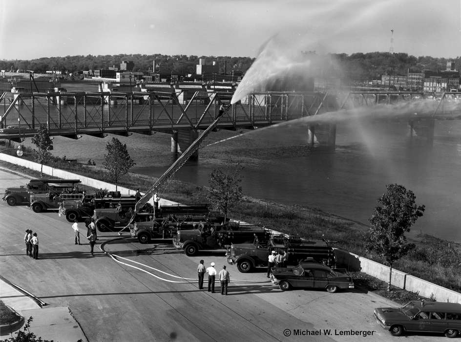 Iowa History, Lakes, Rivers, and Streams, Motorized Vehicles, Iowa, Lemberger, LeAnn, Ottumwa, IA, fire engine, history of Iowa