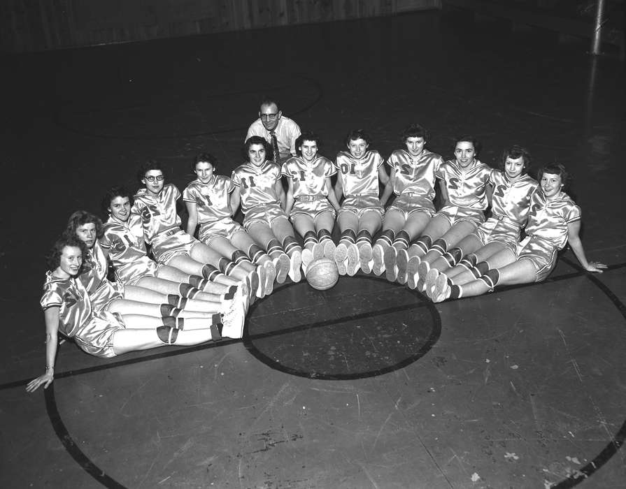 Portraits - Group, history of Iowa, Iowa History, Brighton, IA, basketball team, Iowa, Lemberger, LeAnn, Sports, Children, basketball uniform