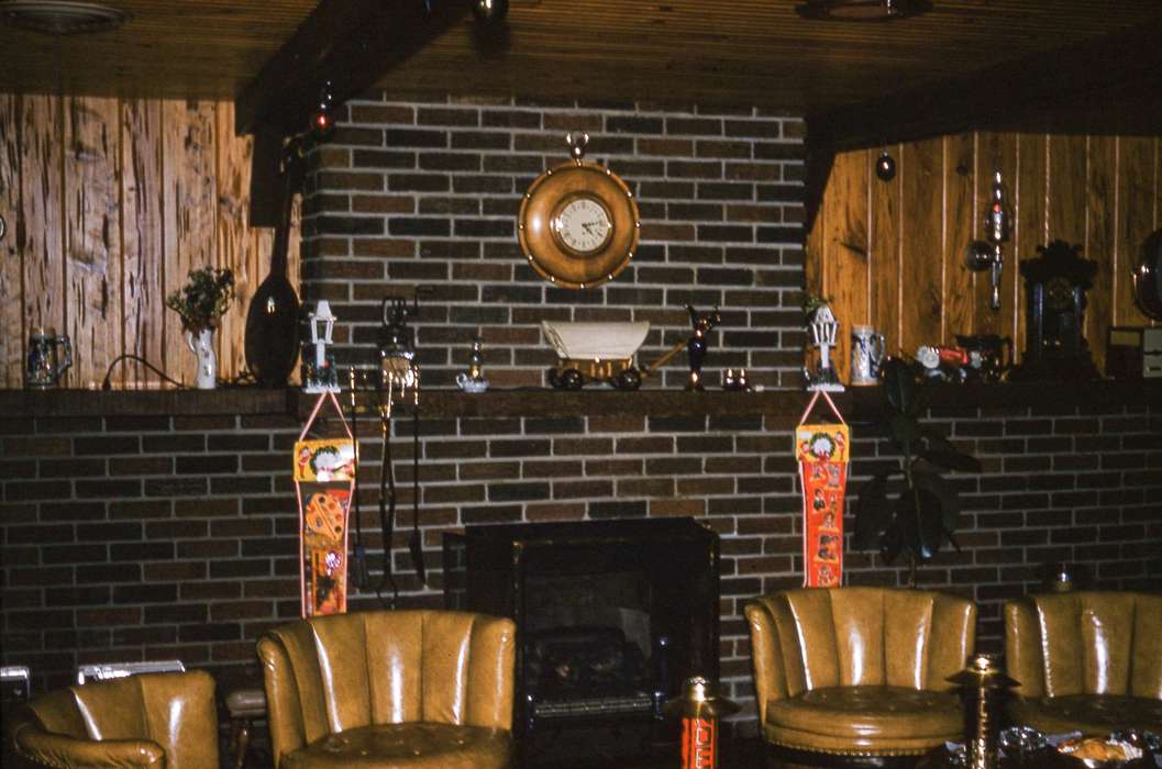Campopiano Von Klimo, Melinda, history of Iowa, wood paneling, Iowa History, clock, fireplace, mid-century modern, Iowa, Homes, Des Moines, IA