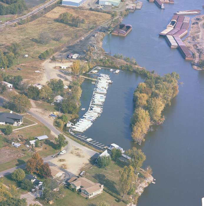 Iowa, boat, river, Lakes, Rivers, and Streams, Aerial Shots, Camanche, IA, history of Iowa, Iowa History, Clinton Public Library