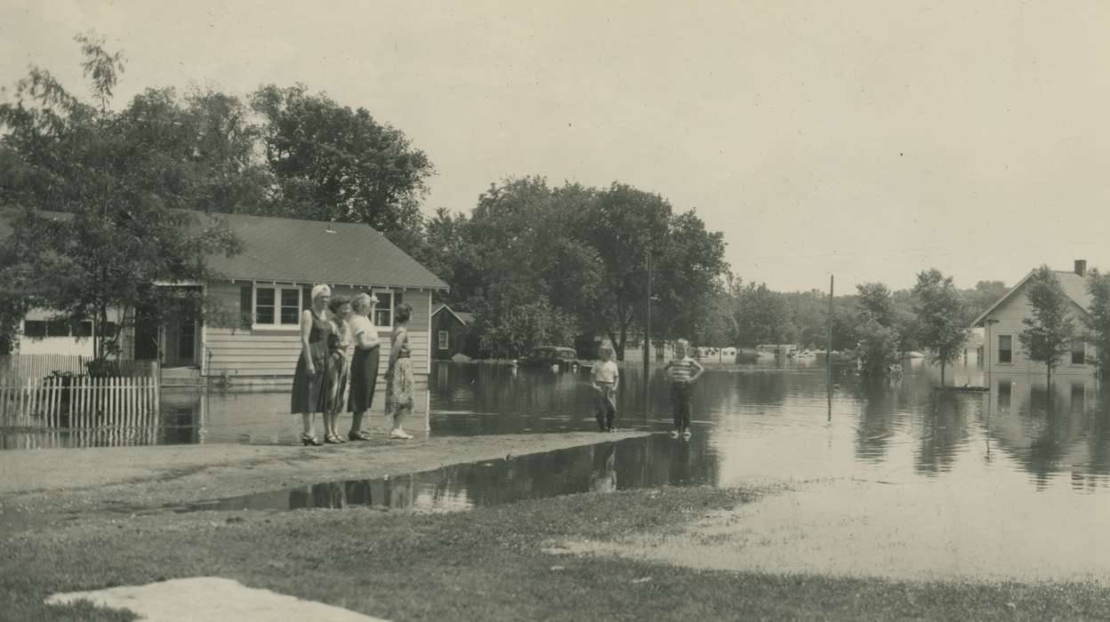 neighborhood, Children, Iowa History, Iowa, Floods, McMurray, Doug, dress, Webster City, IA, fence, history of Iowa