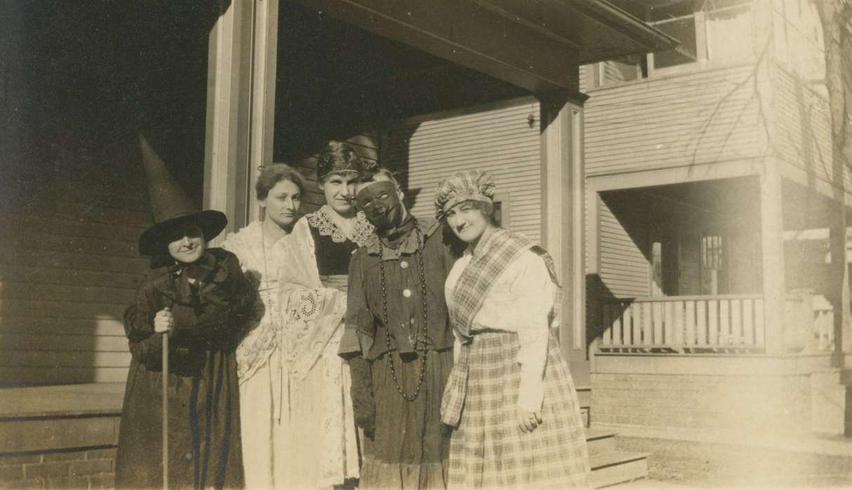 Portraits - Group, stereotype, blackface, Iowa, Martin, Carol, Iowa History, Leisure, mask, witch, Moravia, IA, halloween, history of Iowa, Holidays, costume