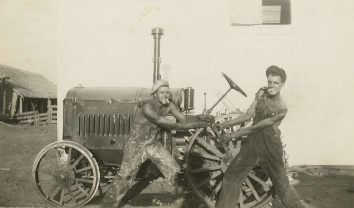 Farming Equipment, Tracy, IA, Holland, John, history of Iowa, Iowa, Iowa History, tractor