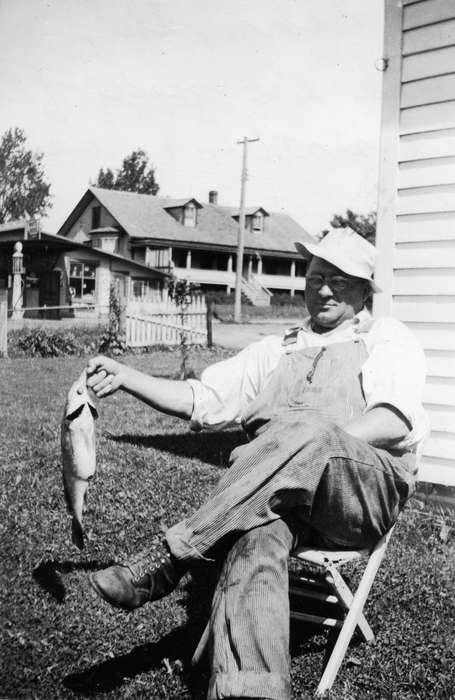 Cedar Falls, IA, history of Iowa, Iowa History, fish, Walker, Erik, Iowa, Outdoor Recreation, Portraits - Individual