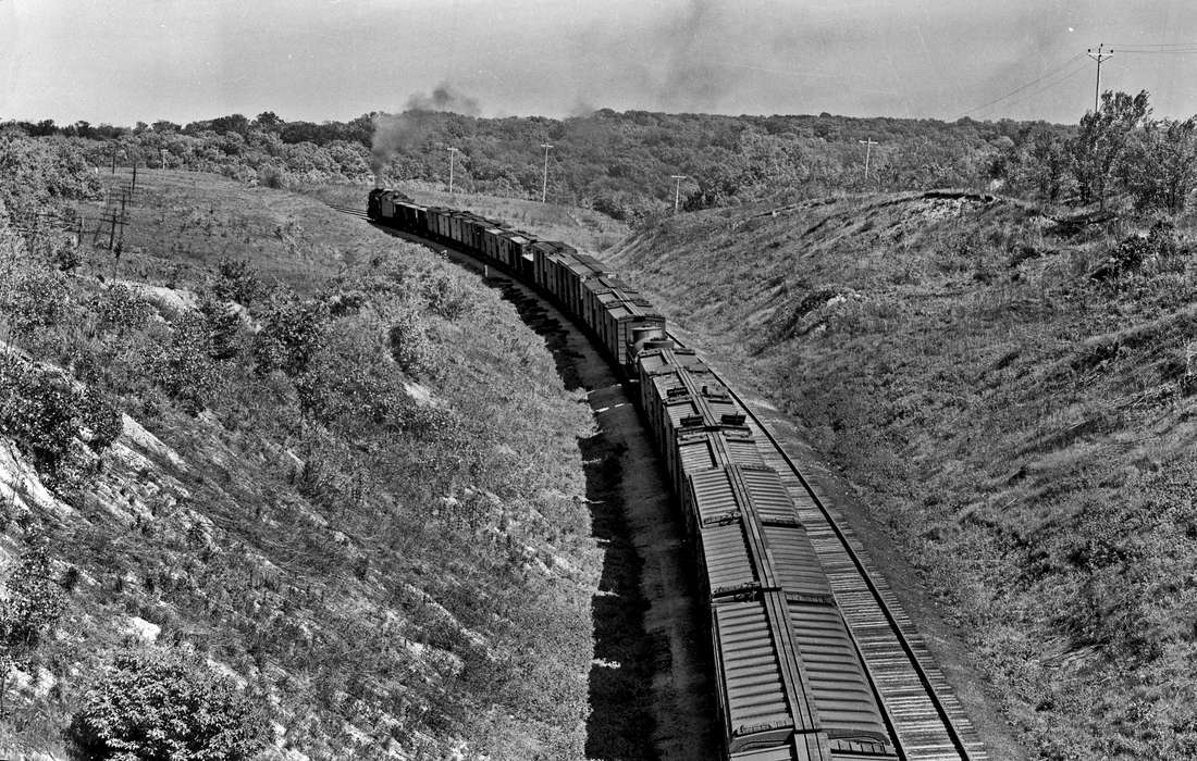 train, Iowa History, train track, Motorized Vehicles, Iowa, Lemberger, LeAnn, Ottumwa, IA, railroad, steam engine, history of Iowa, Landscapes